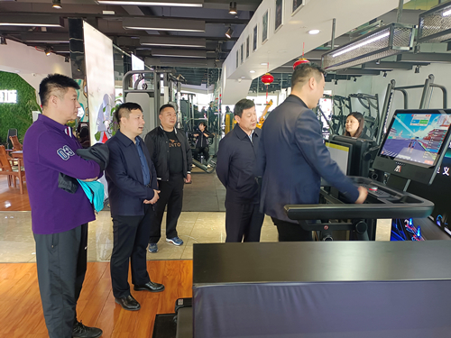 展示木卫六万搏买球官方网站
