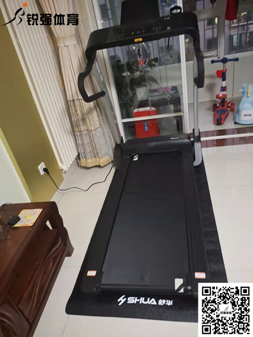 济南某小区业主选购的舒华万搏买球官方网站
